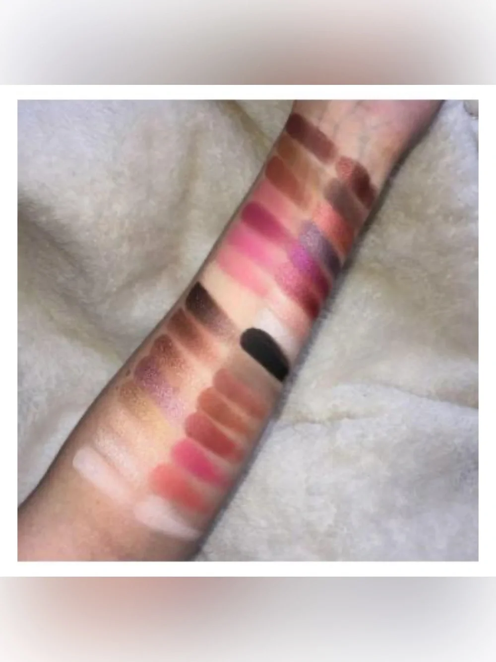 NIB Makeup Revolution Flawless 4 Eyeshadow Palette